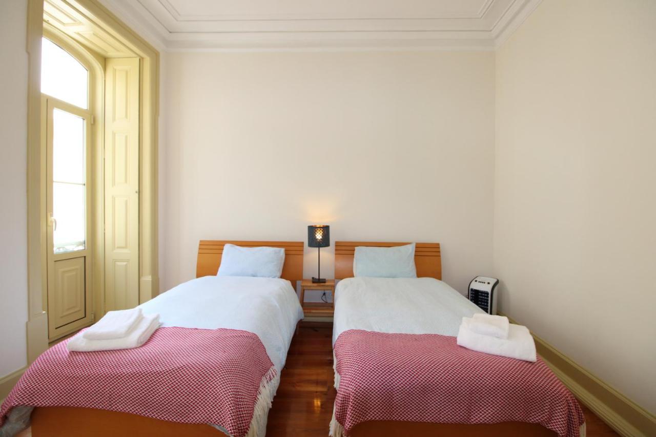 Casa 11 Cravos Villa Figueira da Foz Kültér fotó